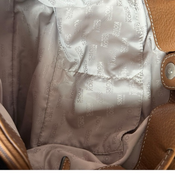 Michael Kors Women's Brookville Large Drawstring Tote w/Crossbody Strap  NWOT - Picture 10 of 16